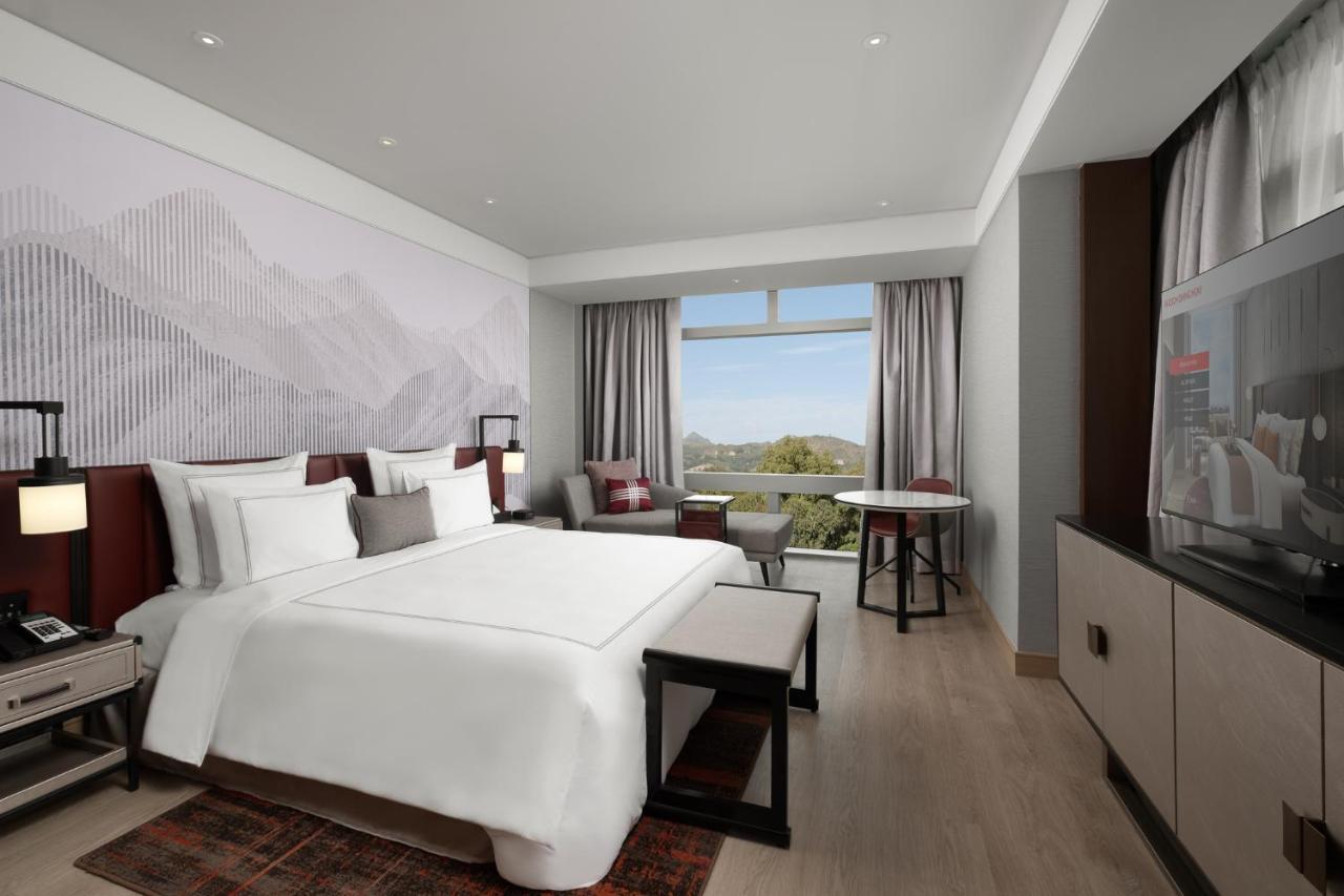 Swissotel Clark Philippines Clark Field Bagian luar foto