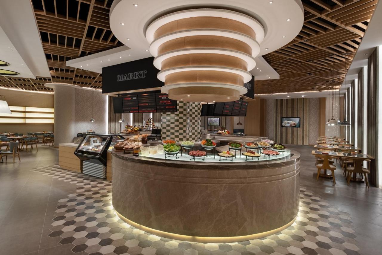 Swissotel Clark Philippines Clark Field Bagian luar foto
