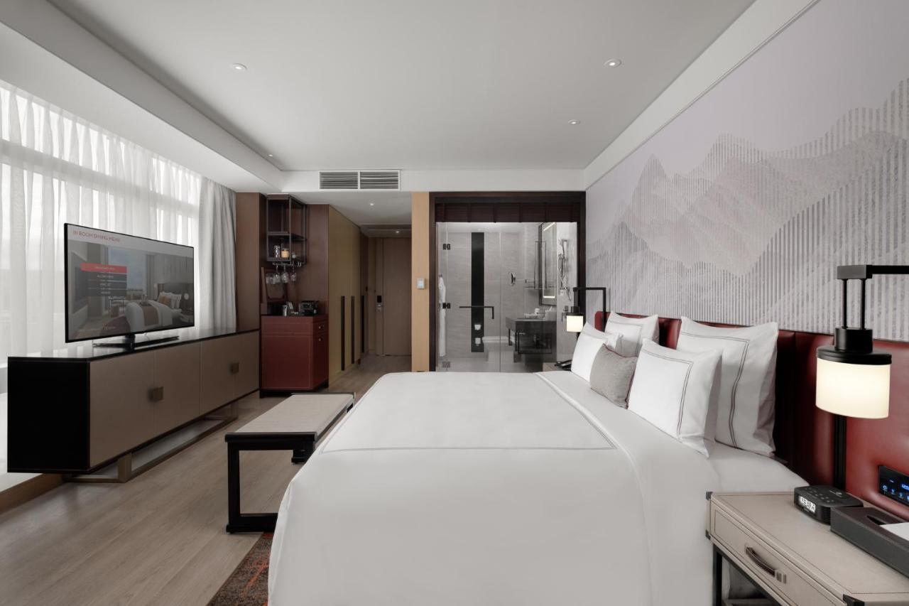 Swissotel Clark Philippines Clark Field Bagian luar foto