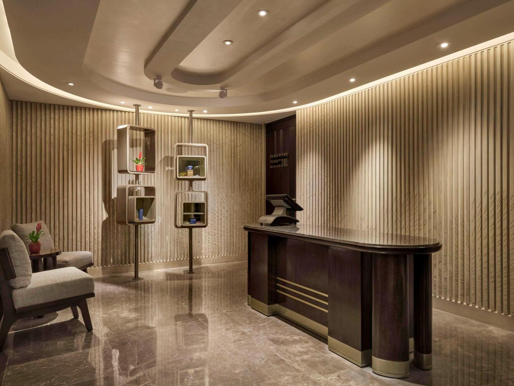 Swissotel Clark Philippines Clark Field Bagian luar foto