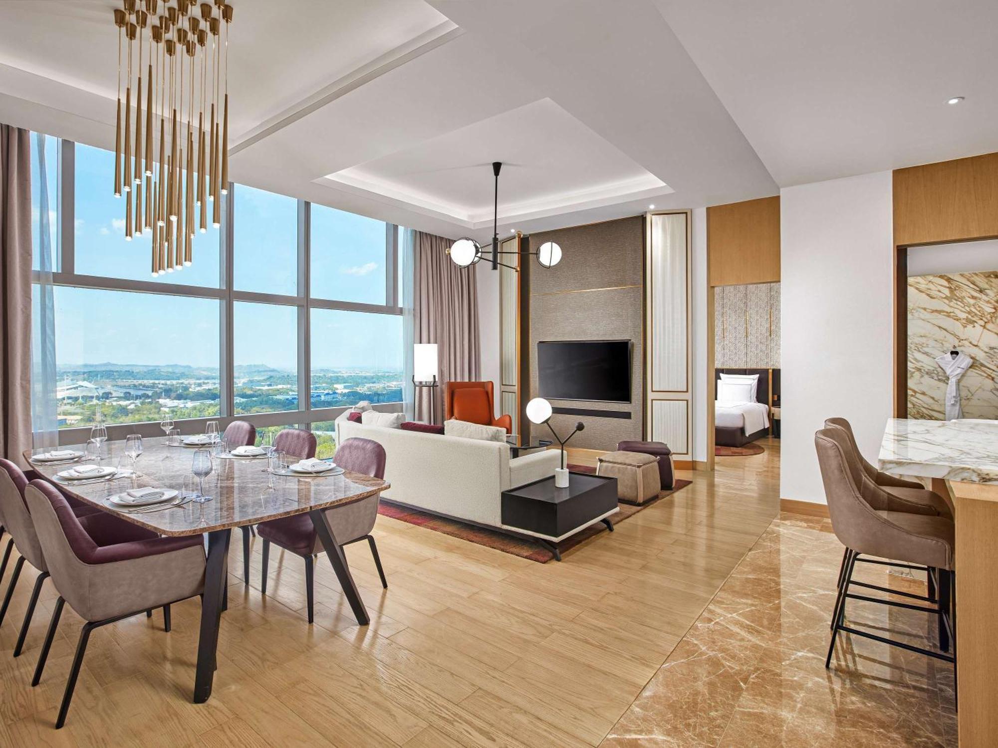Swissotel Clark Philippines Clark Field Bagian luar foto